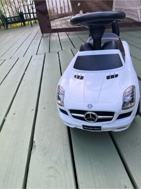 Mercedes Benz SLS AMG White Toddler Ride-On Car